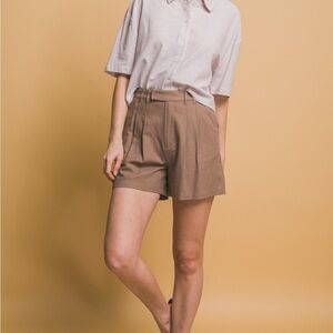 168 - Women's Mocha Loose Fit Pleated Linen Shorts